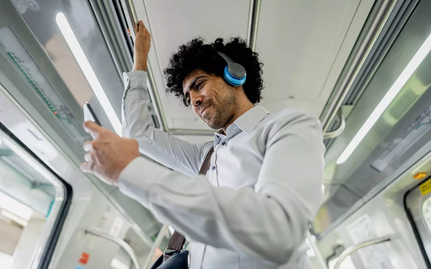 Your Bluetooth headphones could leave you at risk of being hacked (Getty Stock Image)