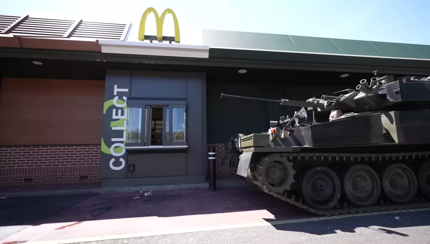 Fans found the ordeal hilarious.