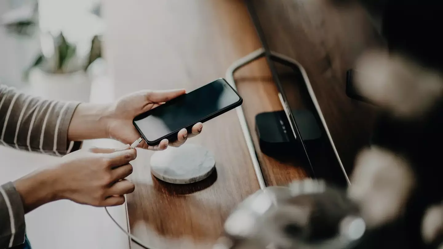 Expert issues warning to people who leave their phone on charge before going to sleep