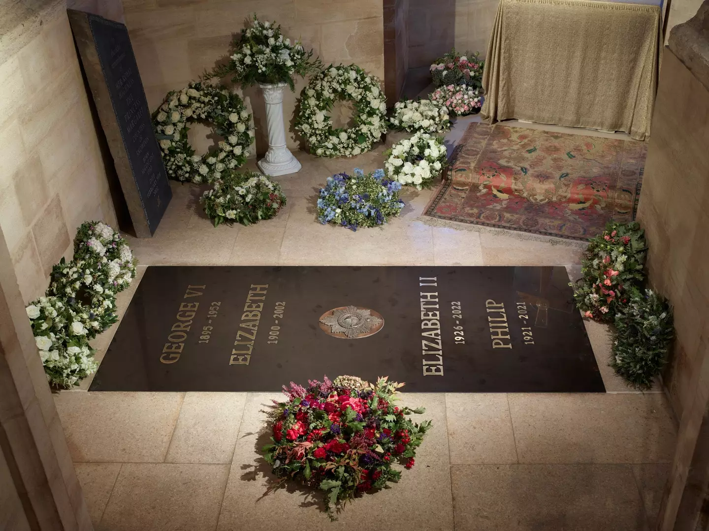 The black marble stone in St George's Chapel.