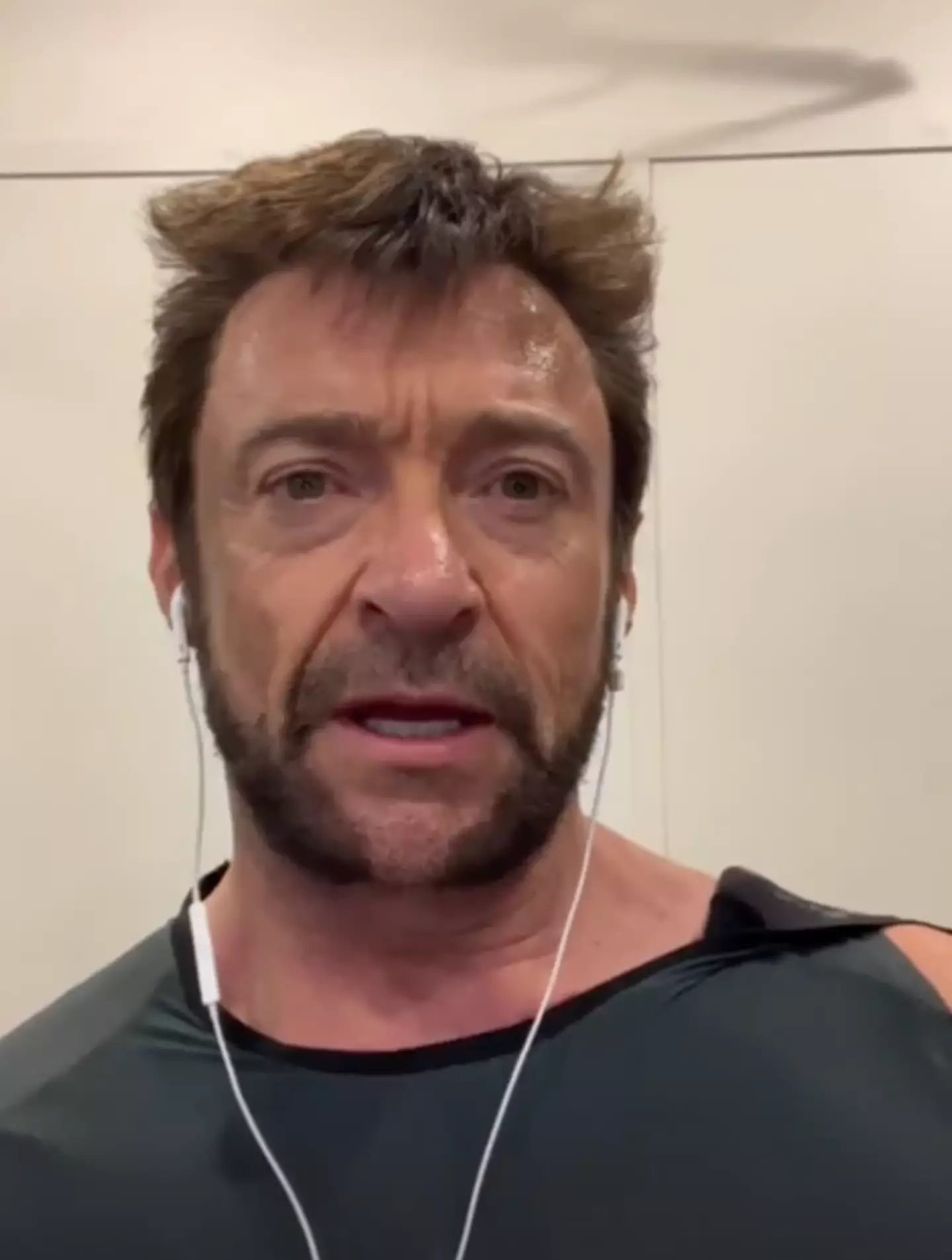 Hugh Jackman’s sweet message to a fan has been praised on social media.