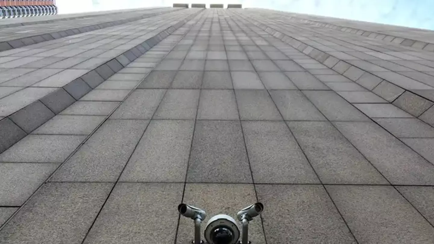 Man explains mysterious windowless buildings in US cities