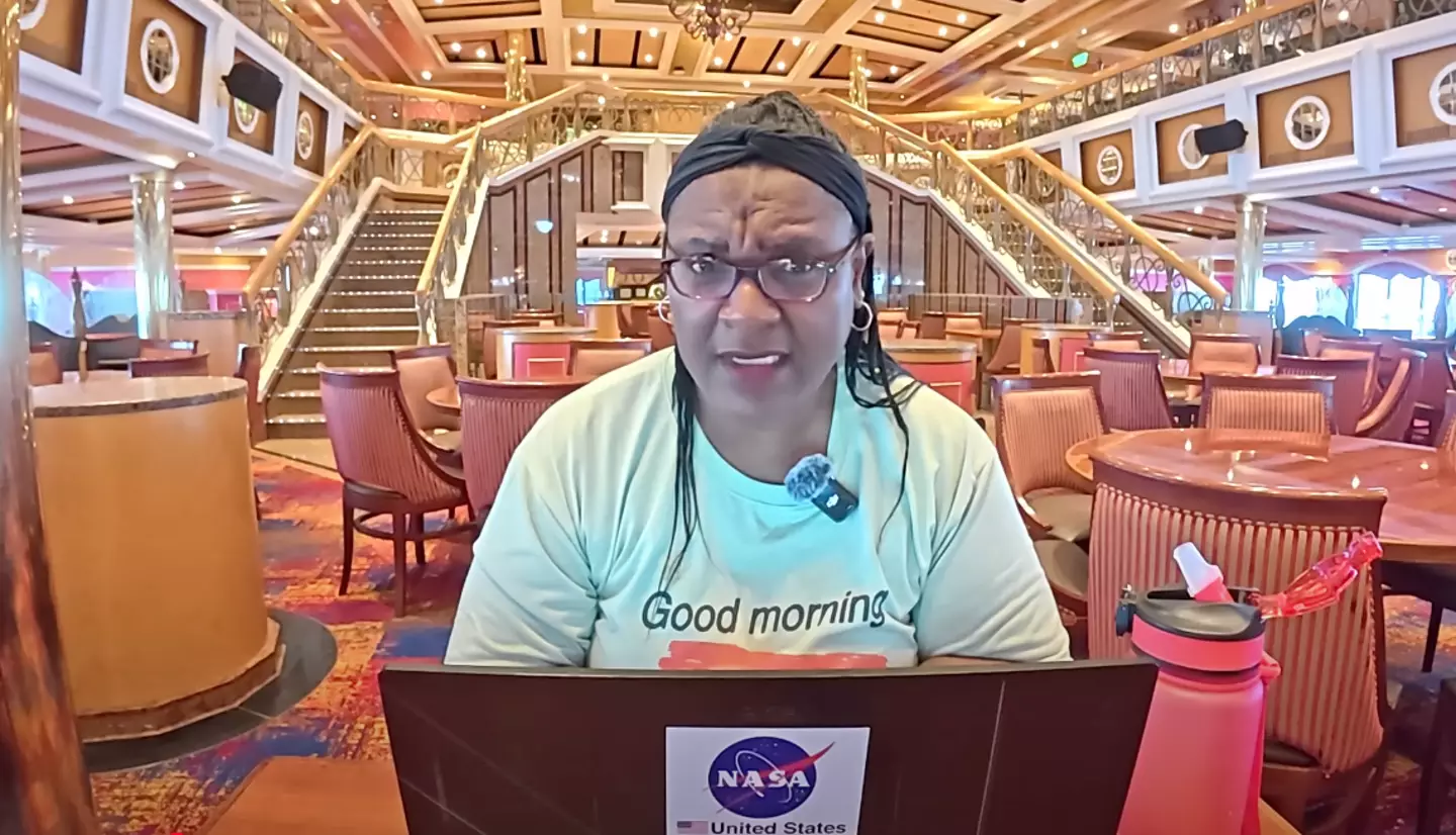 Lynelle documents her cruising lifestyle online (YouTube/Poverty to Paradise)