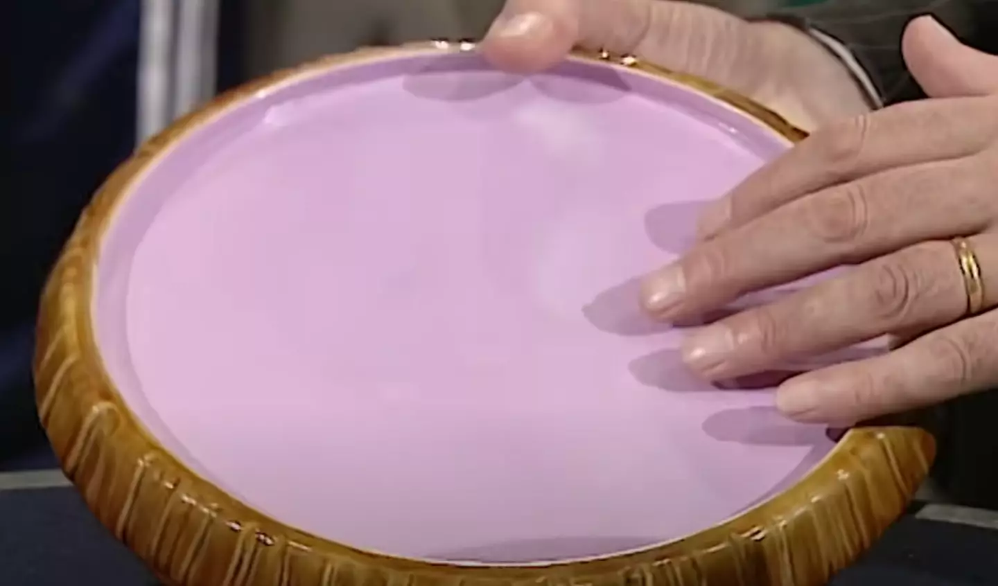 A crack in the plate had been restored. (BBC)
