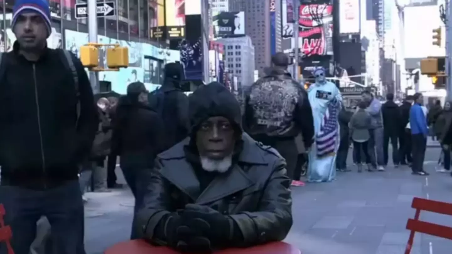 Man reacts to seeing iPhones and Times Square after spending 44 years in prison