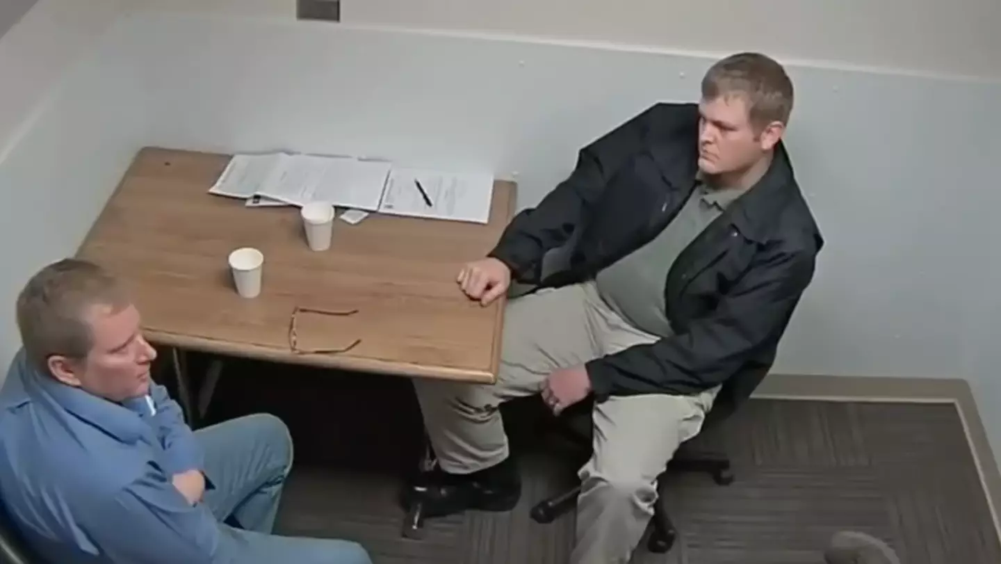 The interviewer tries to establish where Paul was that night.