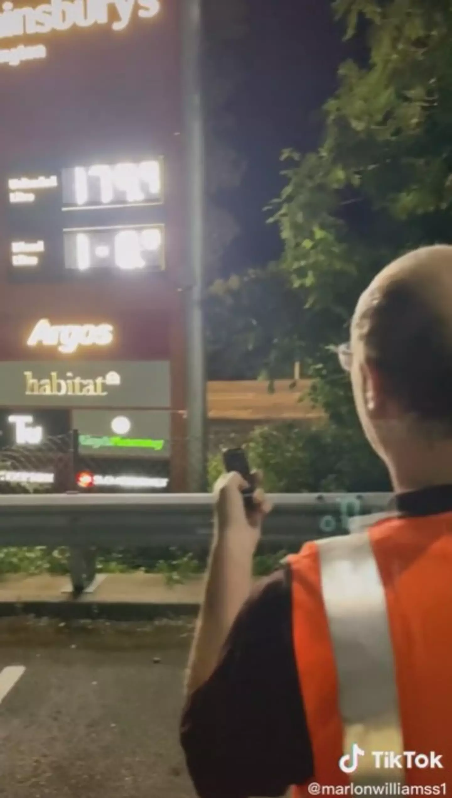 The price board magically changed with the help of a remote.