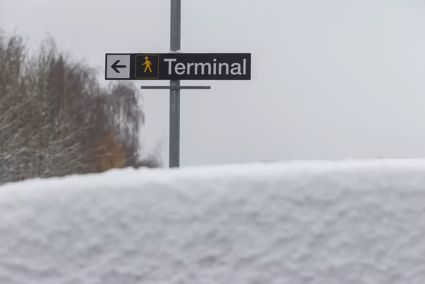 Some airport runways faced temporary closures. (Chris Ratcliffe/Bloomberg via Getty Images)