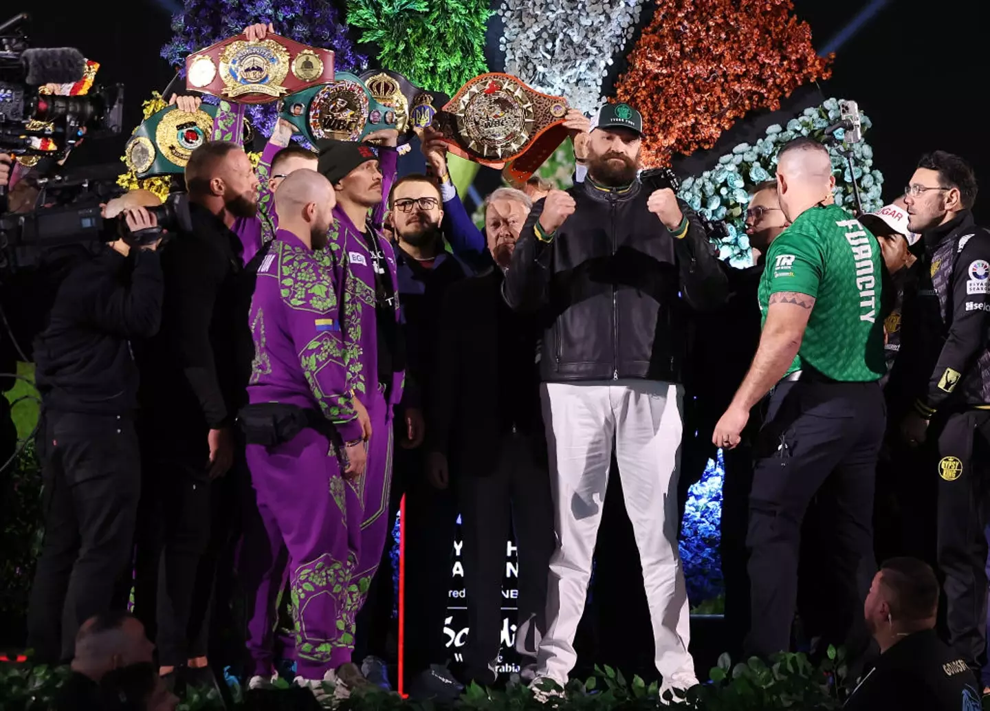 The pair had a weigh in on Friday (Mark Robinson/Getty Images)