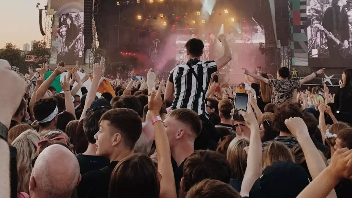 Build your coolest summer playlist and you could score $1000 to spend on concert tickets, thanks to Poliakov
