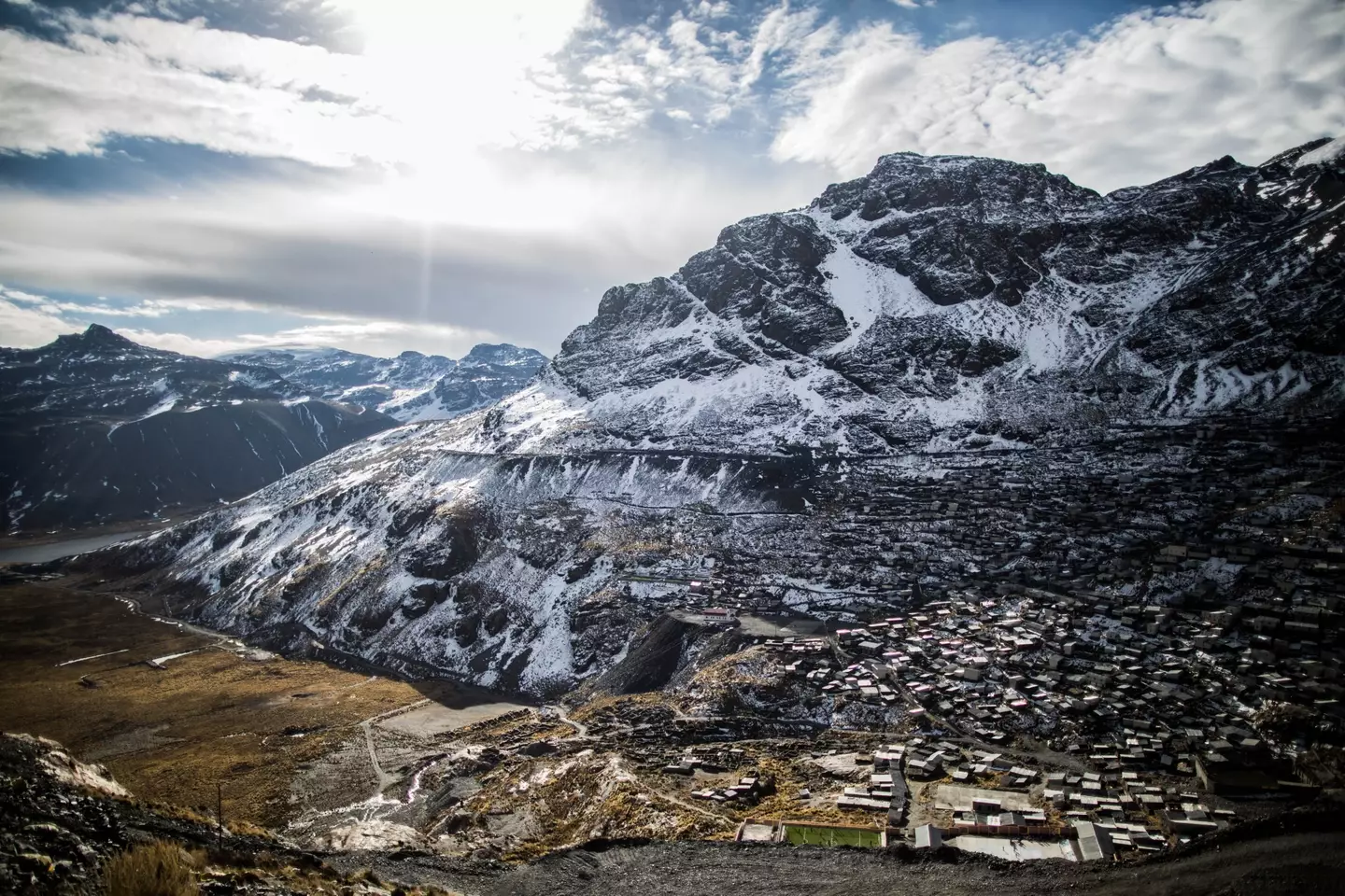 La Rinconada is the world's highest permanent settlement, it has a terrible reputation for crime (Sebastian Castañeda/Anadolu Agency/Getty Images)