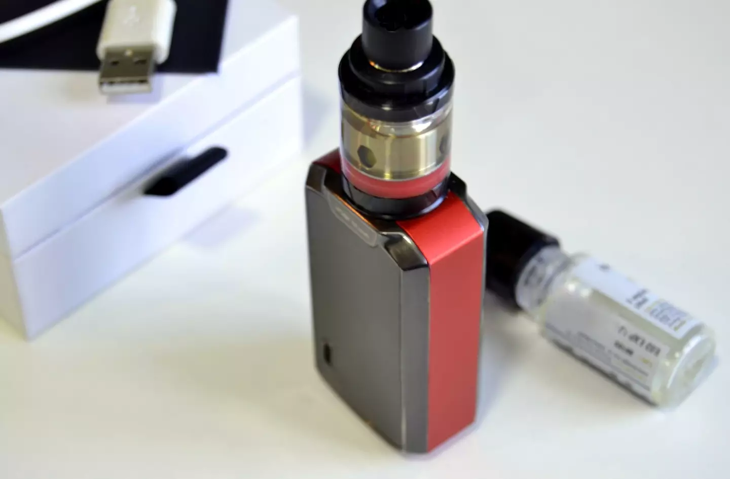 You can get liquids with low or no nicotine content in them (Getty Stock Images)