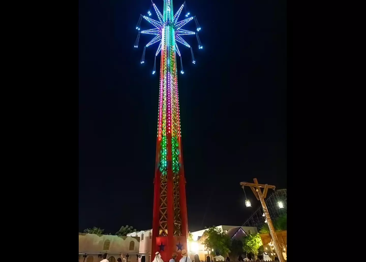 The ride overtook Orlando StarFlyer as the world's tallest free-standing swing ride.