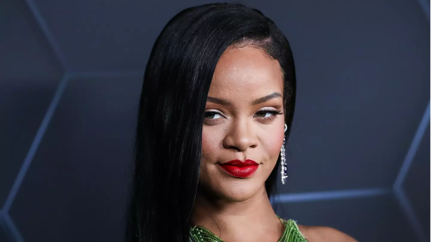 What is Rihanna’s Super Bowl halftime setlist?