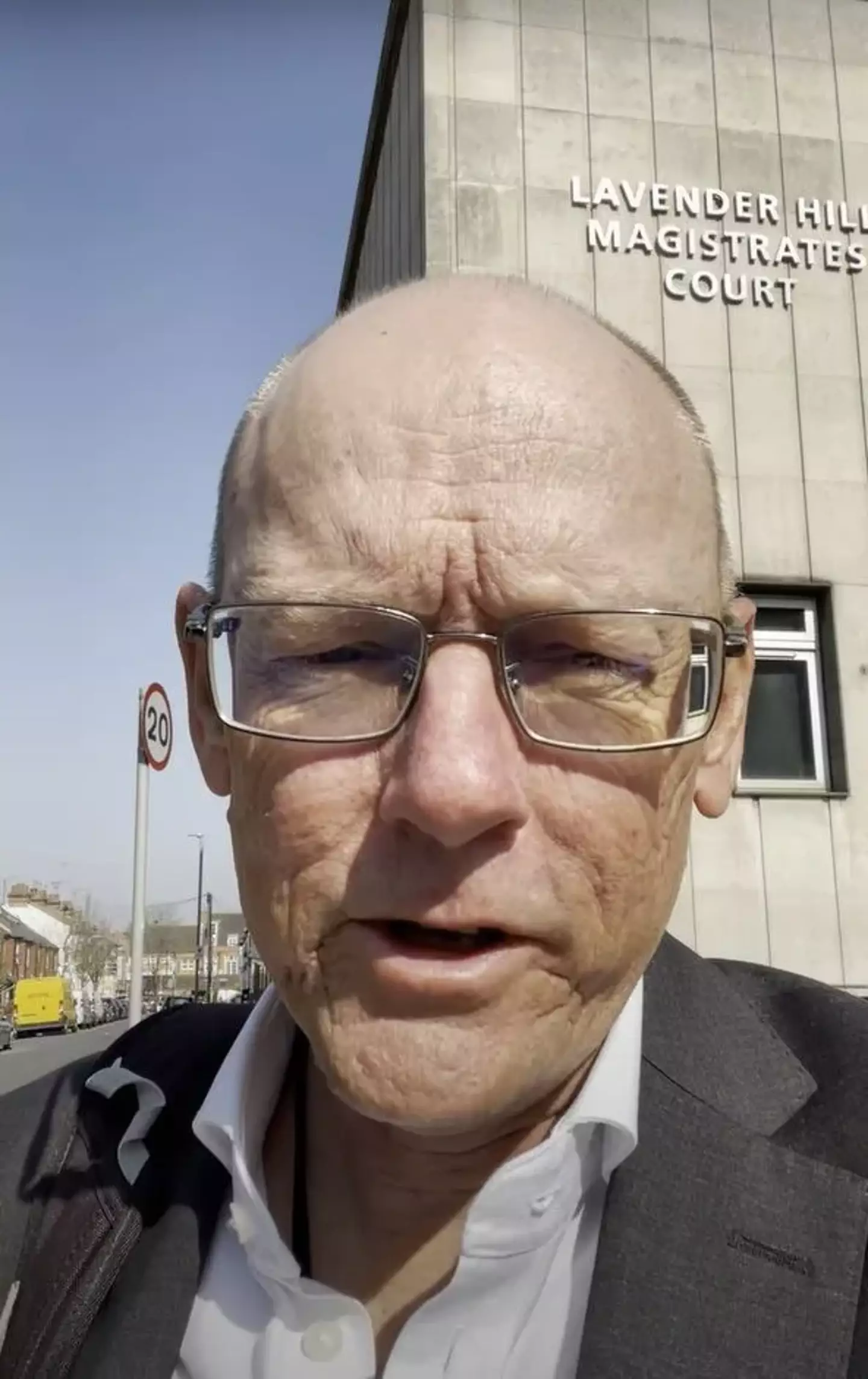 Mike van Erp was the person who caught Rattansi in the act.