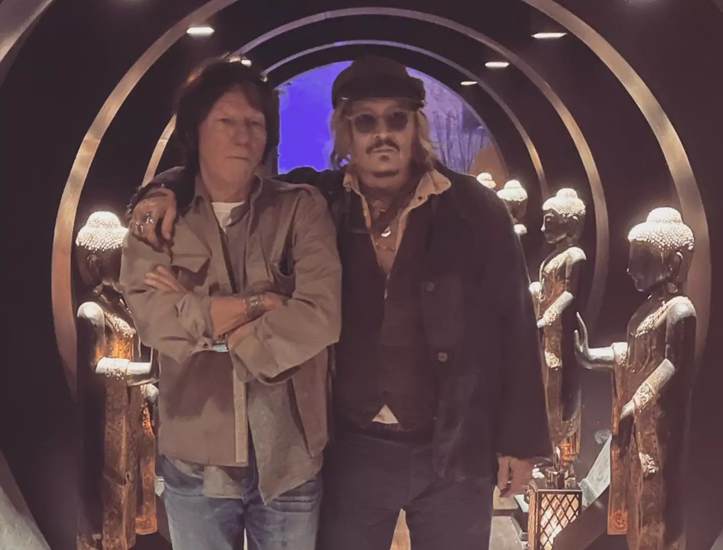 Depp and Beck visited the restaurant amid Beck's UK tour.