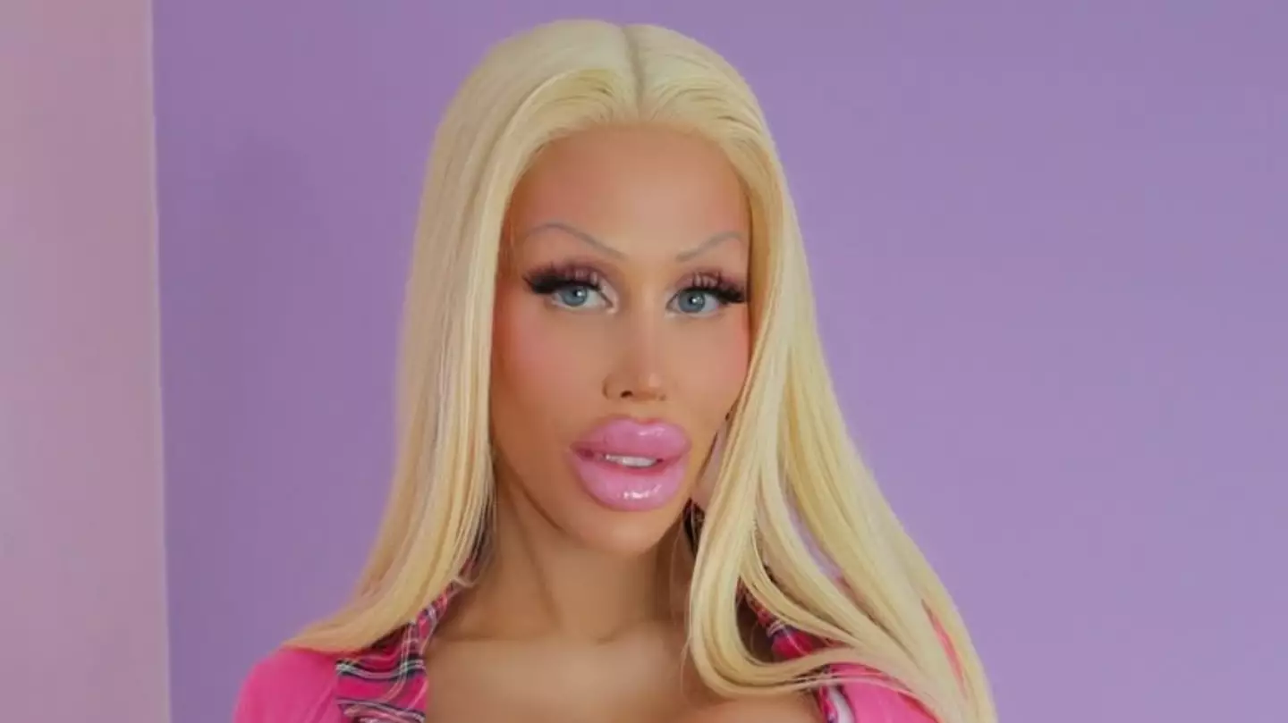 Shocking image shows what woman who spent £250k to become Barbie looked like before surgery