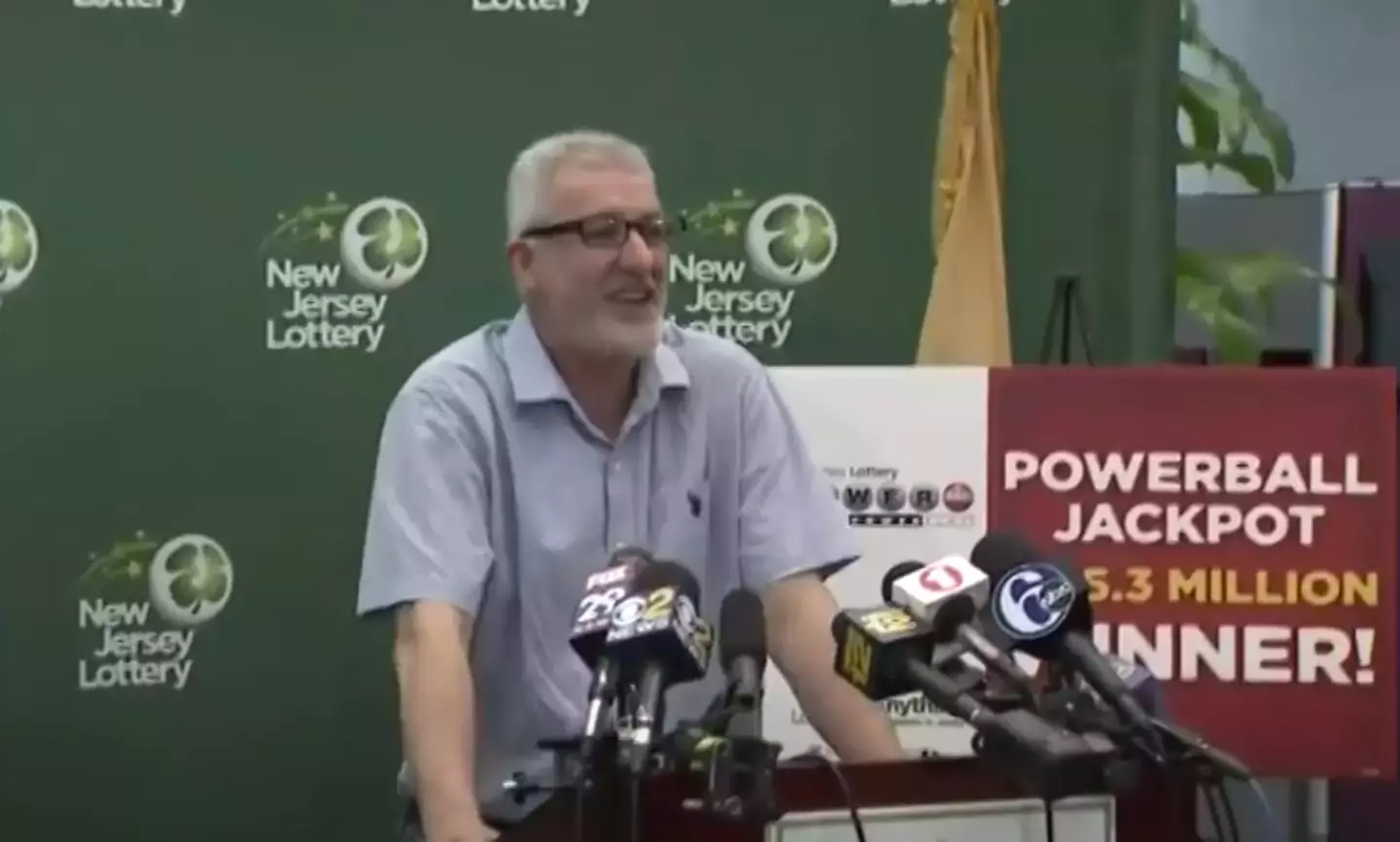 He went to the shop to return a carton of orange juice and ended up buying a winning lottery ticket (CBS New York)