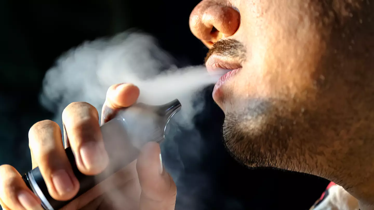 Timeline shows what happens to your body when you quit vaping as UK introduces vaping ban
