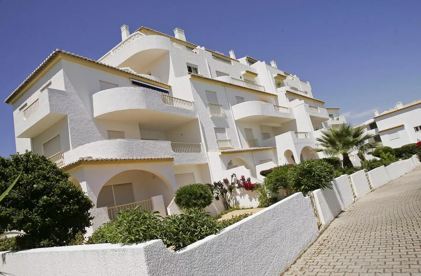 The Praia de Luz holiday apartment where the McCann's stayed. (VASCO CELIO/AFP via Getty Images)