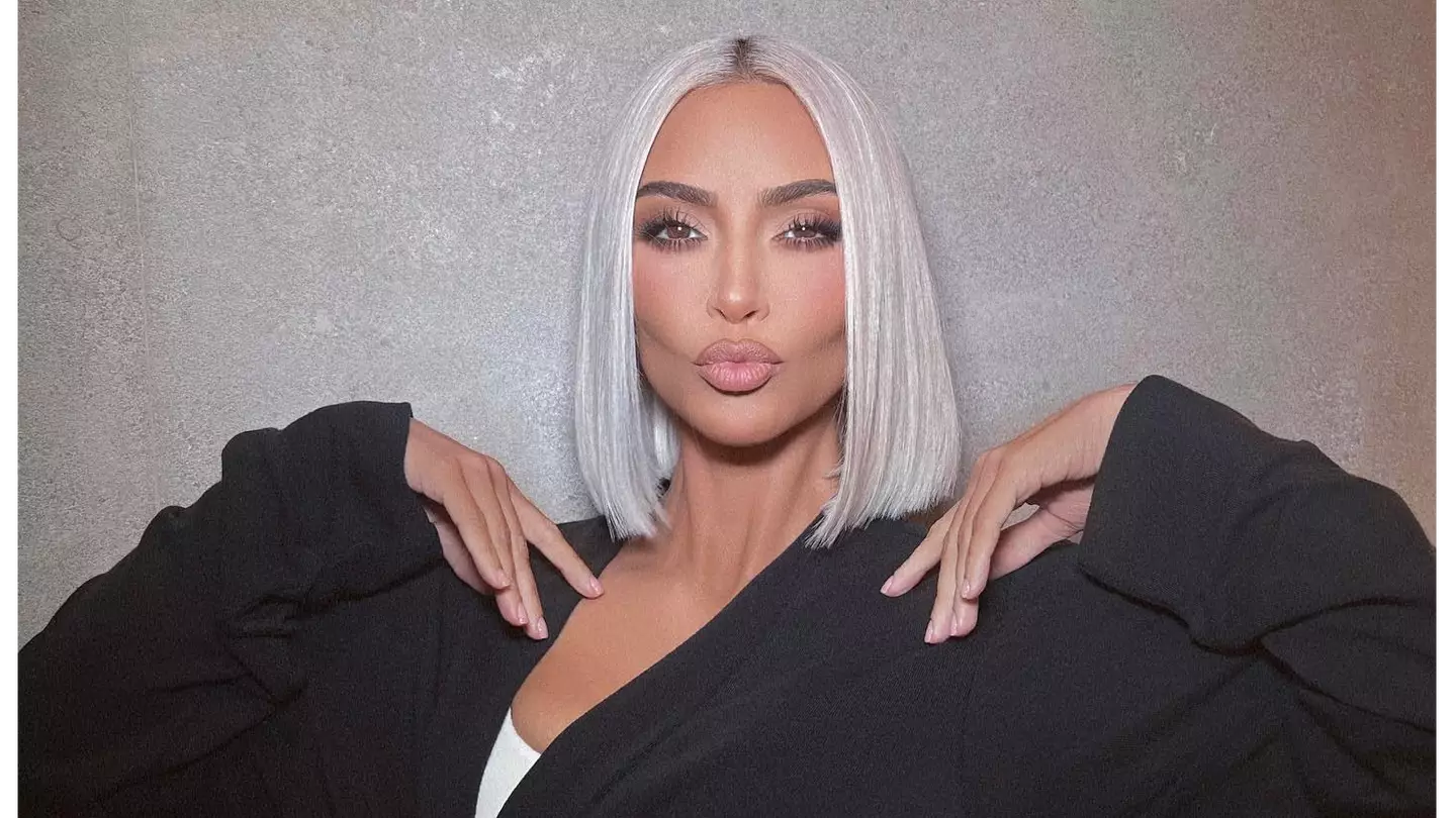 How much money does Kim Kardashian make from social media posts?