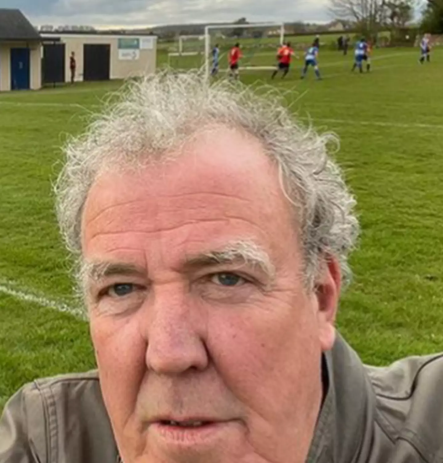 Jeremy Clarkson began sponsoring Chadlington FC in November 2021.