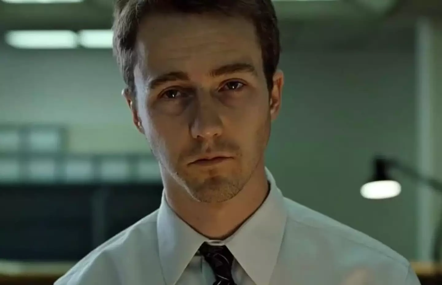 Norton's character The Narrator hasn't had a good nights sleep in far too long (20th Century Studios)