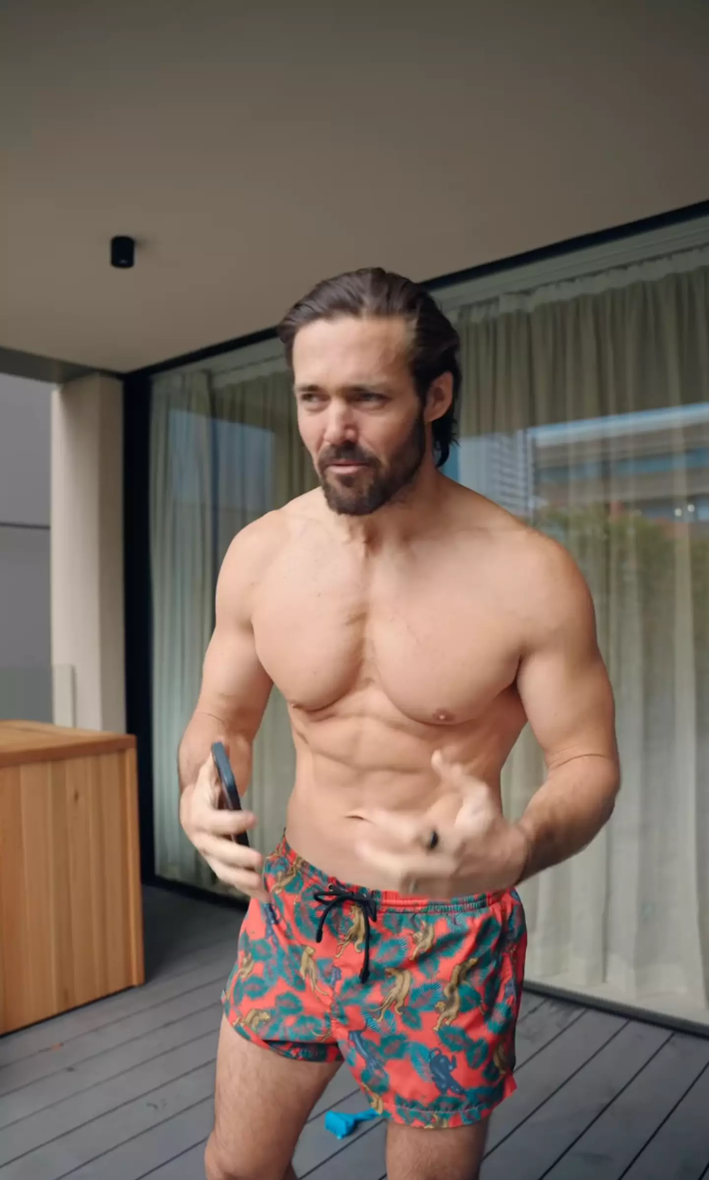 People have been criticising his appearance.