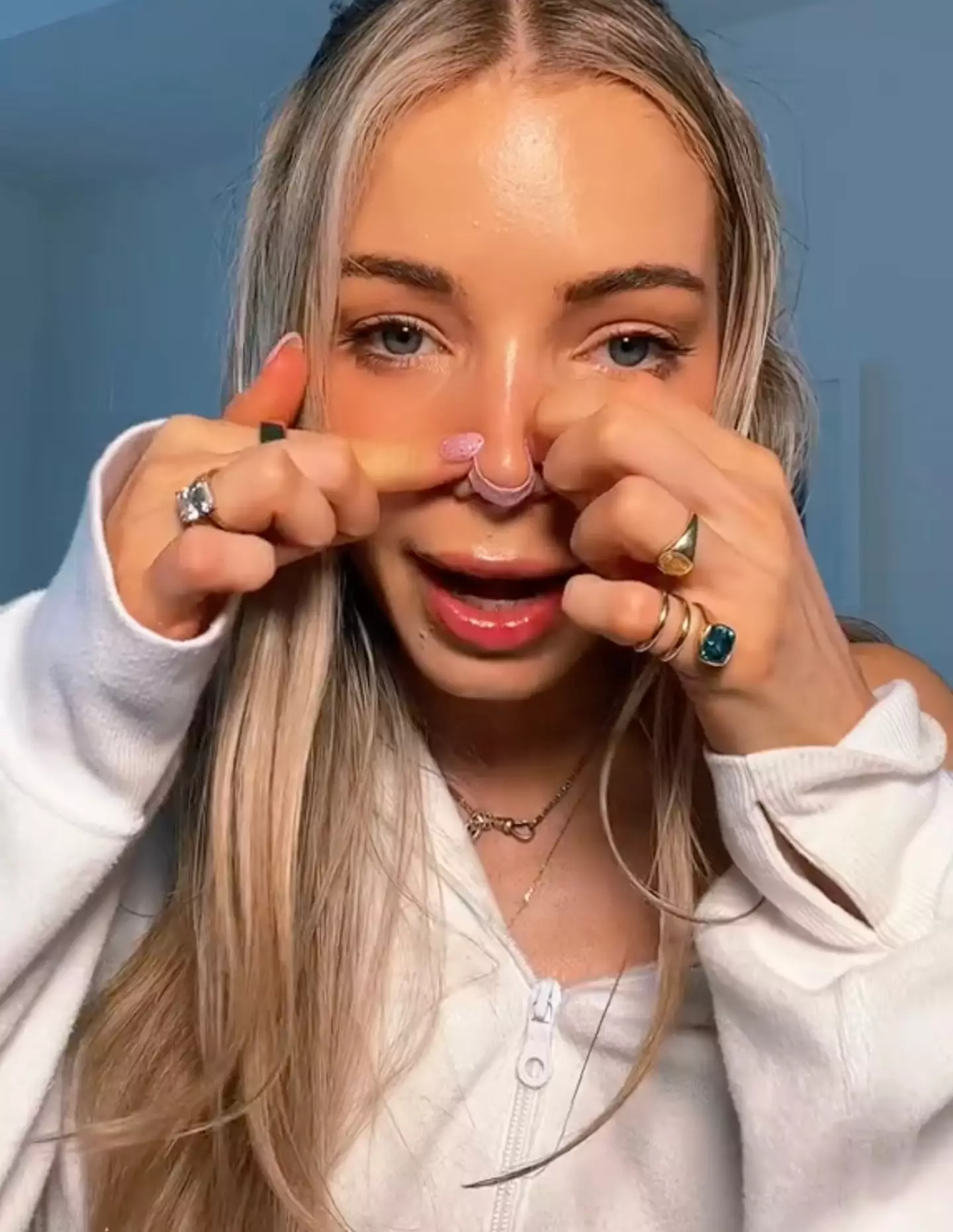 Isabelle shared the details of her mini nose job hack with her TikTok followers.