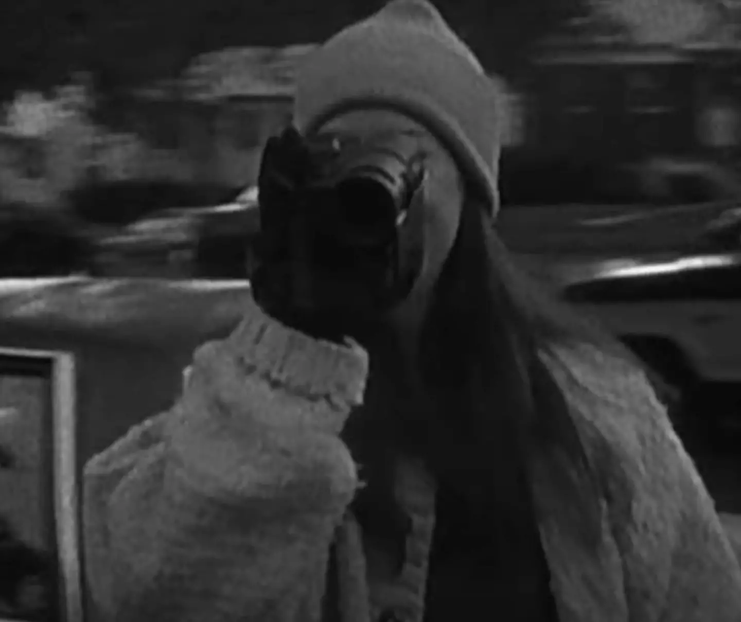 Heather Donahue brought a knife to the Blair Witch set, unsure of what was going to happen to her.