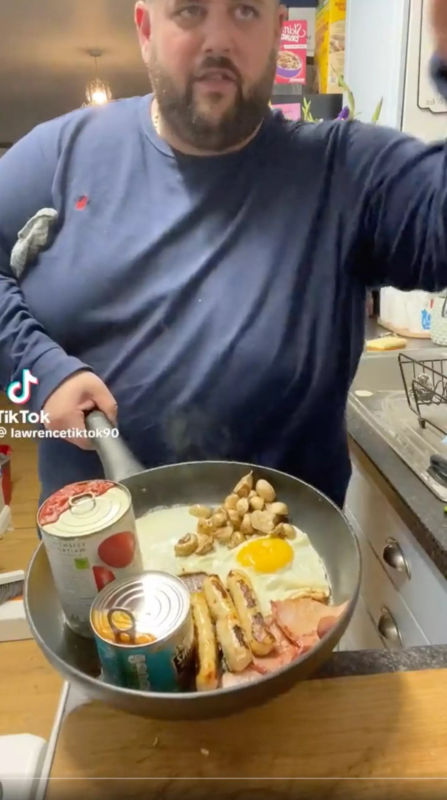 Lawrence divided opinions with his unusual cooking method.