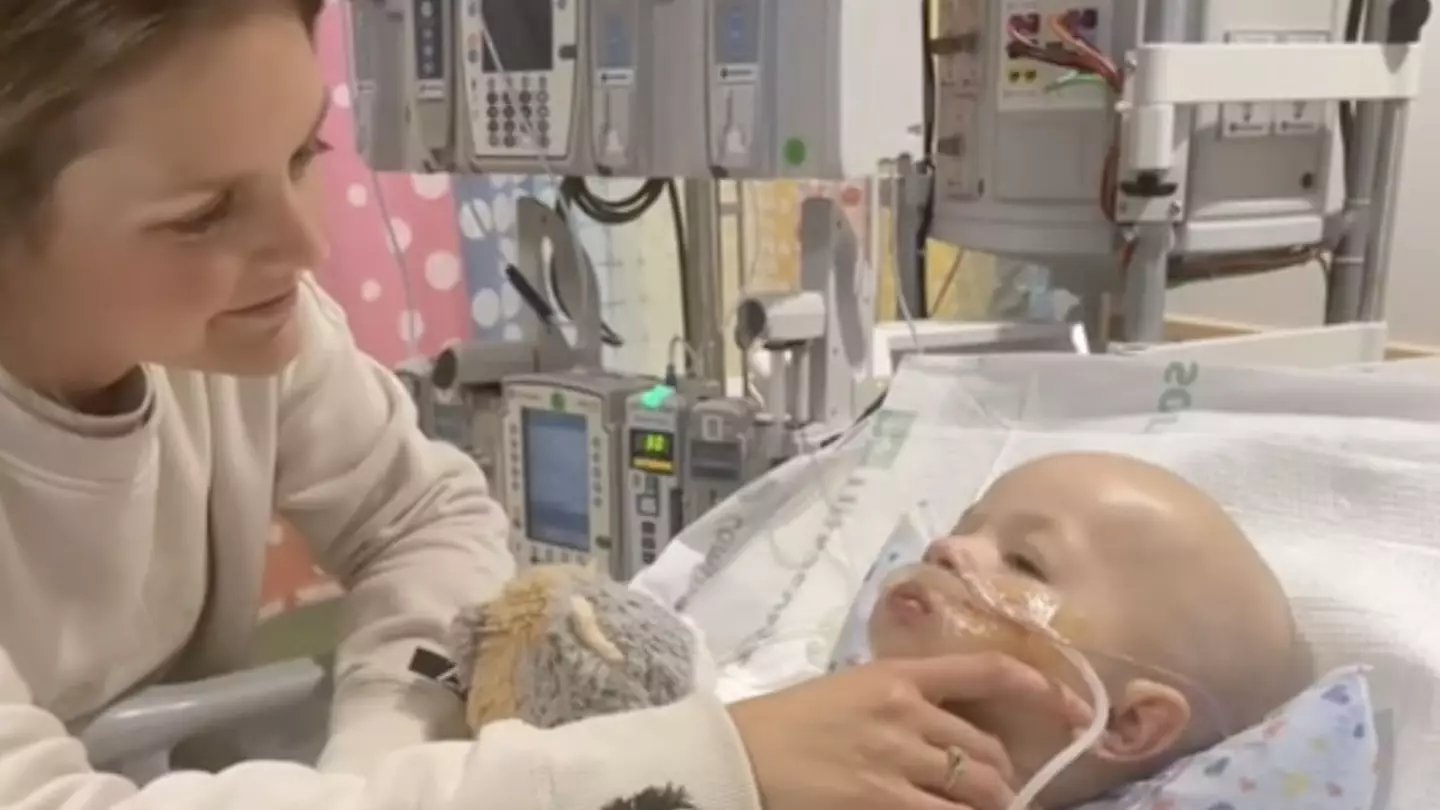 Mum issues stark warning as horrifying X-ray shows battery lodged in kid's throat leaving him on life support