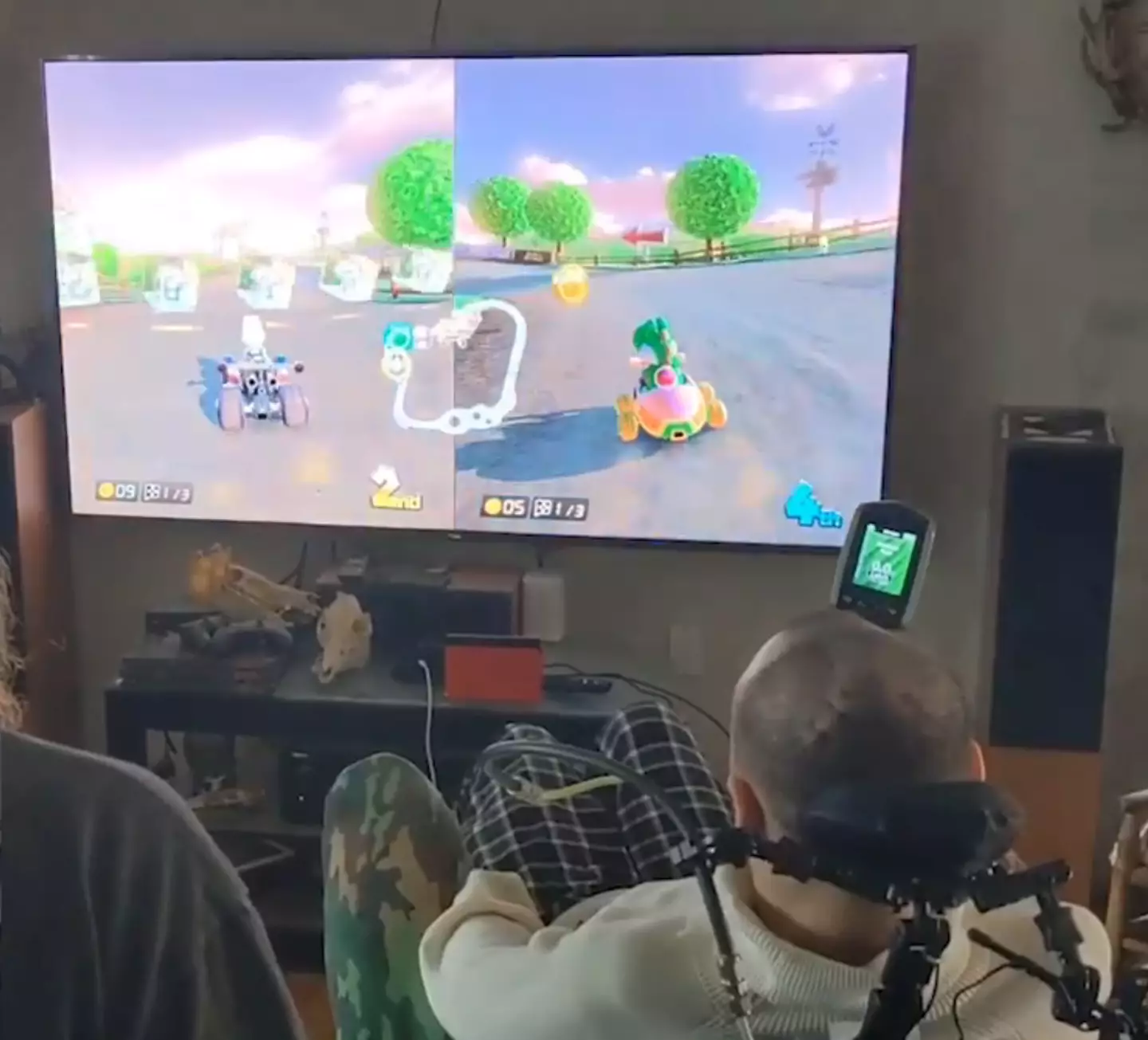 Arbaugh playing Mario Kart.