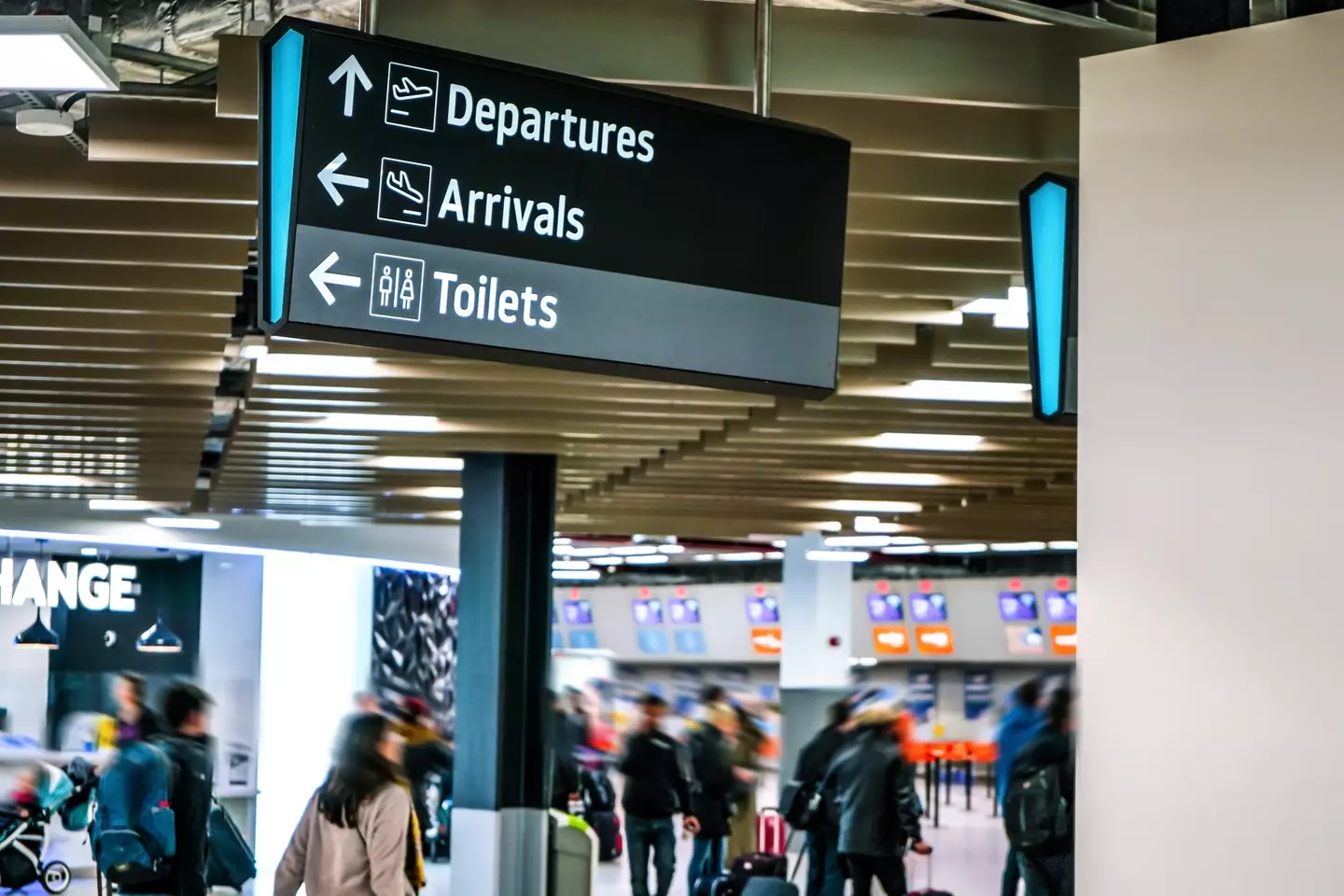 The travel expert suggested you go to the second closest toilet after touching down in order to beat the queues.