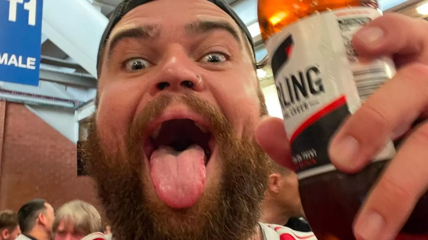 Man whose ‘drinking was so out of control’ he was shocked he ‘didn’t die’ explains major benefits of going sober