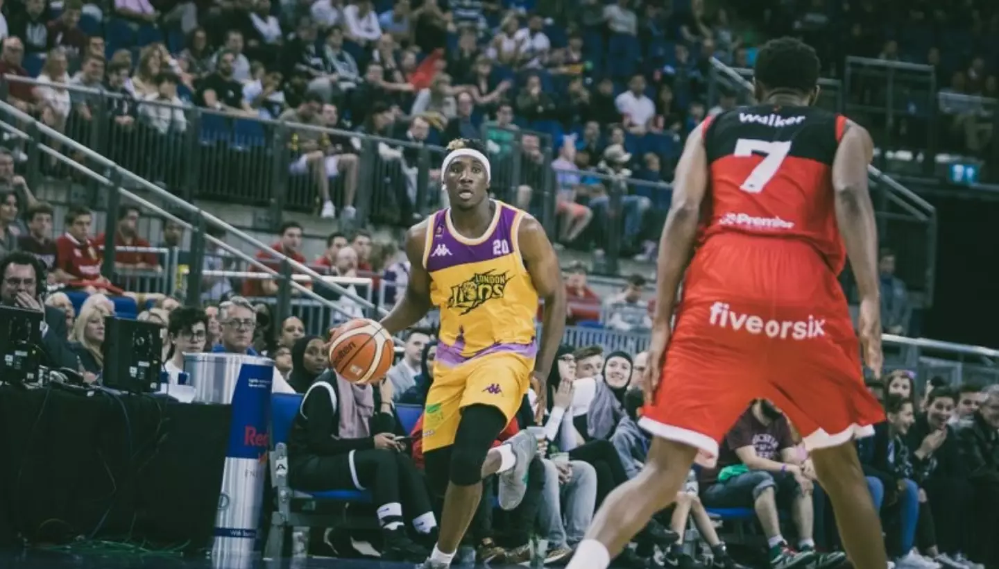 Jefe played for the Manchester Giants and London Lions.