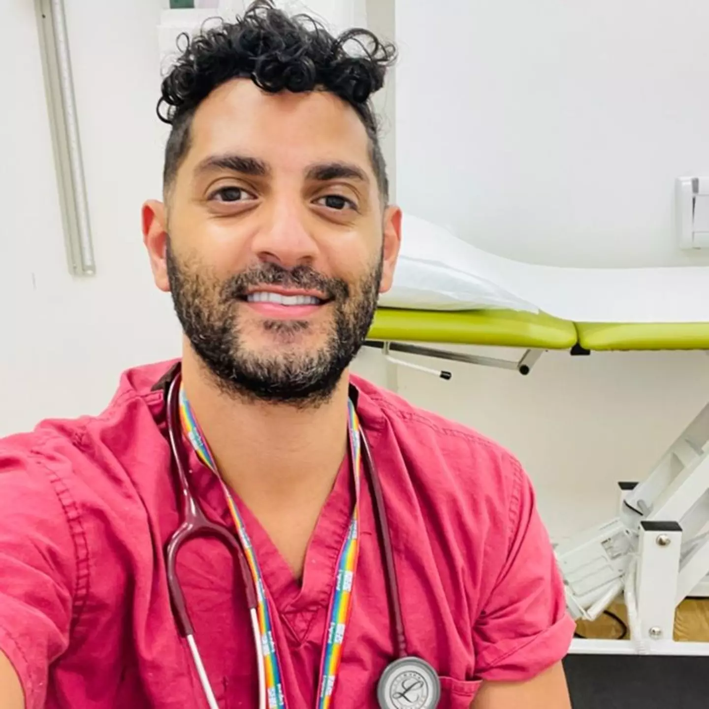 Dr Mark Perera has revealed what not to do if you think you have fordyce spots (Instagram/@doctorgayuk)
