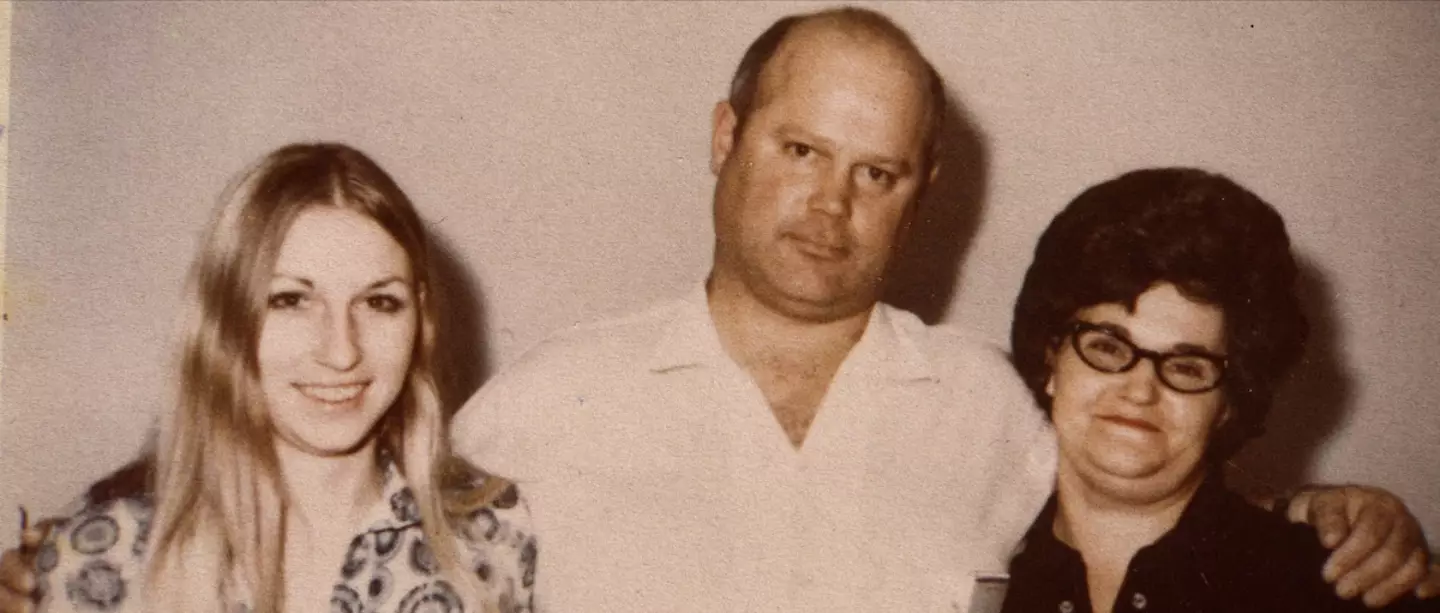 Arthur Leigh Allen (central) with the Seawater family (Netflix)