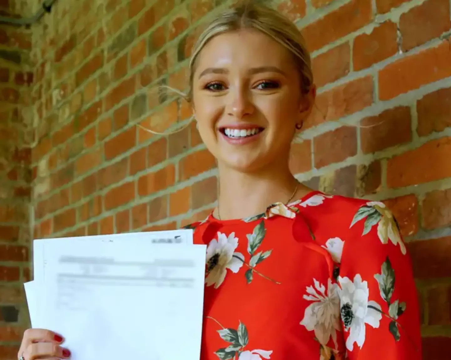 Paloma rejected chemotherapy following a diagnosis of non-Hodgkin lymphoma (PA)