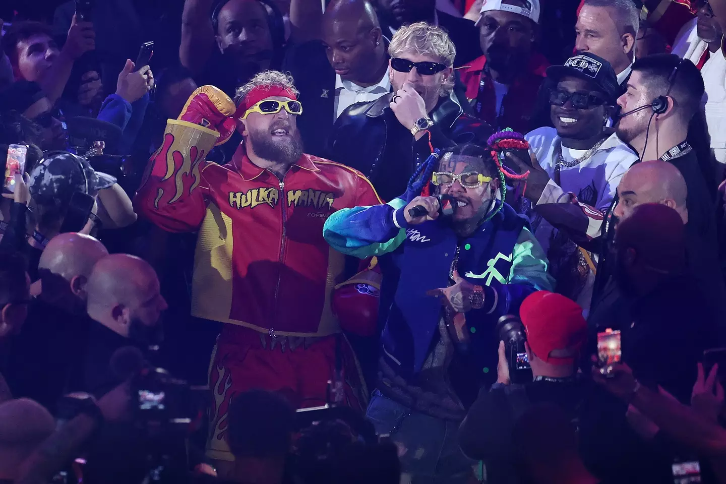 Logan walked out with his brother alongside 6ix9ine. (Carmen Mandato/Getty Images for Netflix)