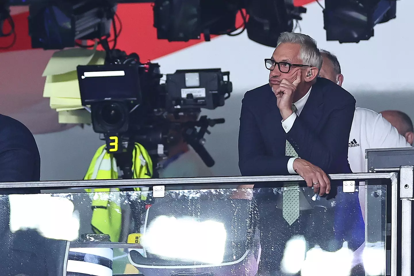 Lineker will reportedly stay with the BBC until 2026. (Robbie Jay Barratt - AMA/Getty Images)