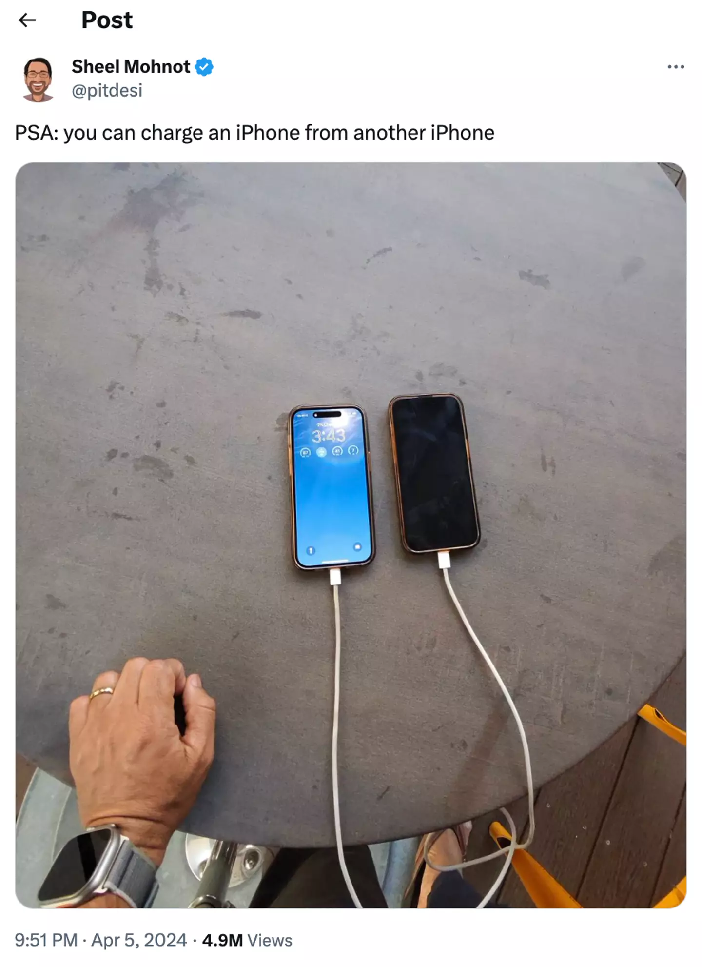 You can charge an iPhone with another iPhone. X/@pitdesi