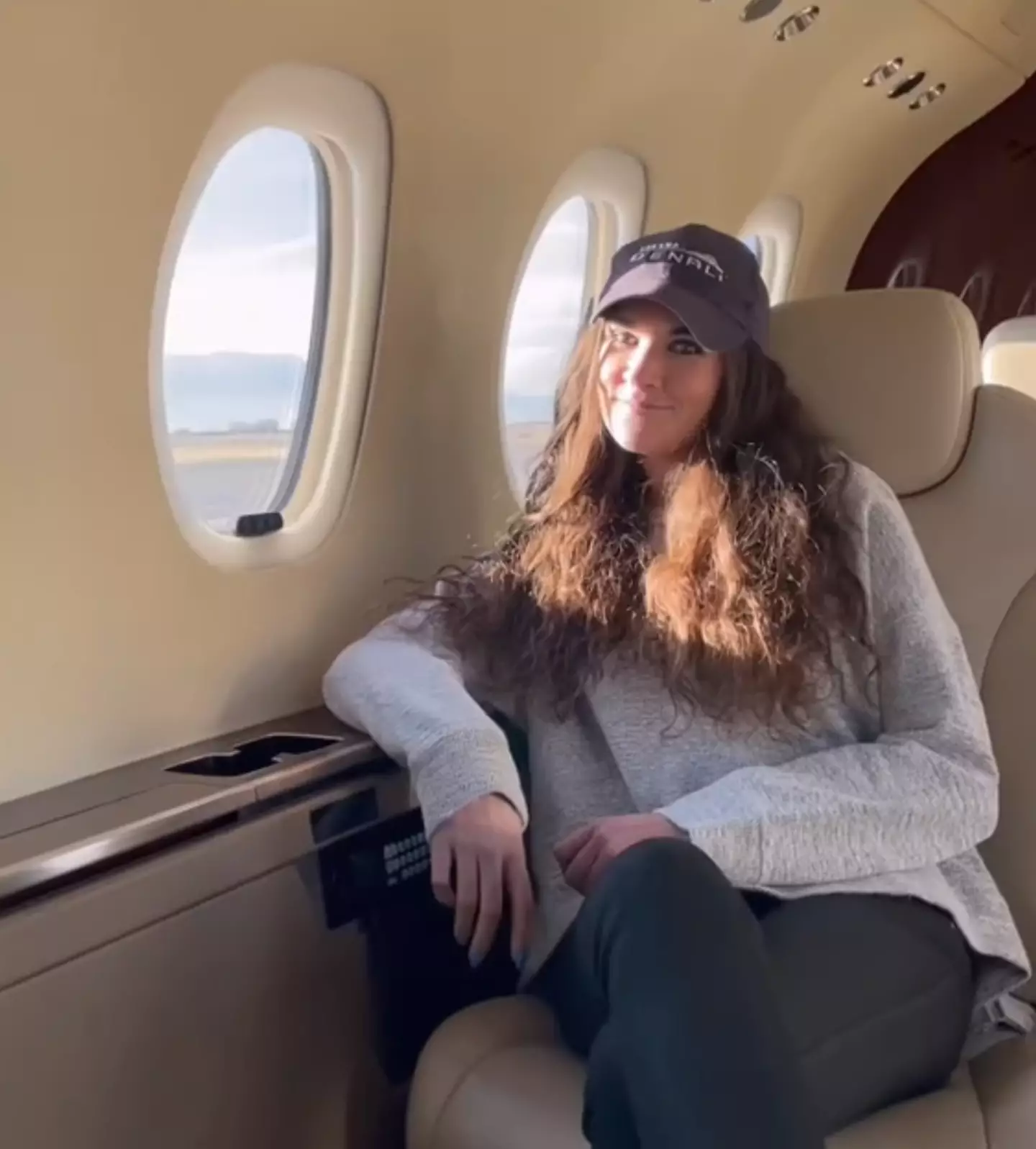 Cierra Mistt is here with some tips when it comes to flying. (TikTok/@cierra_mistt)