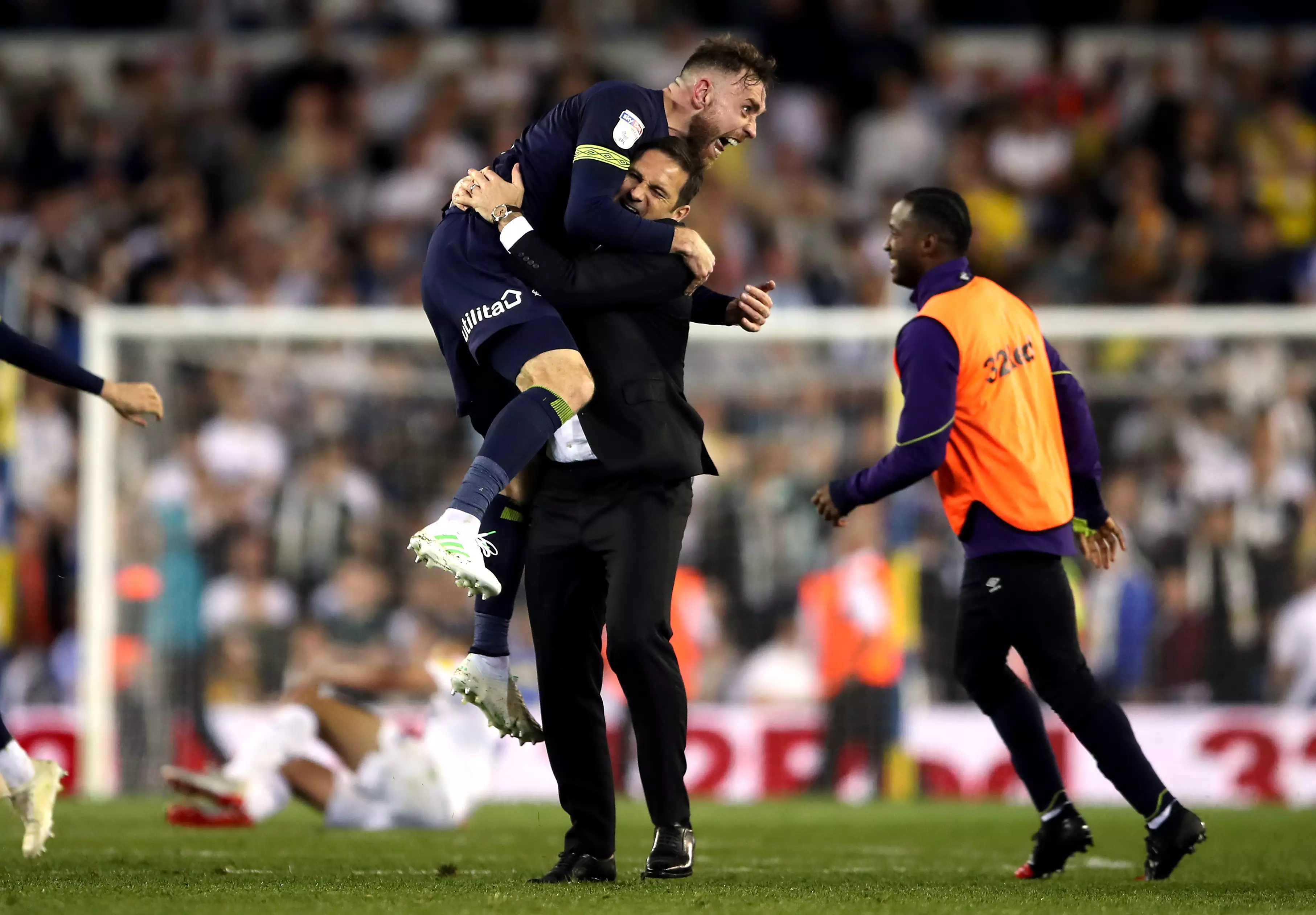 Lampard celebrates getting to Wembley. Image: PA Images