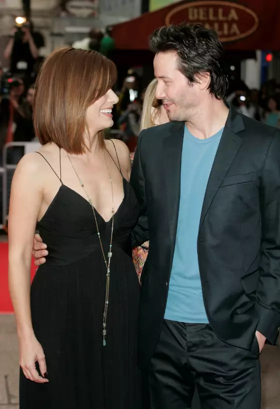 Bullock and Reeves at the premiere for The Lake House in 2006.