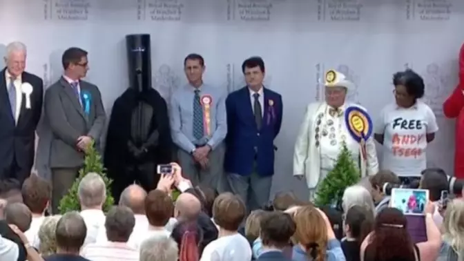 Lord Buckethead Says He Will Stand Against Nigel Farage In Upcoming European Elections 