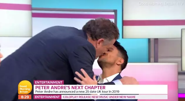 Piers tried to prove his point by kissing Peter Andre. (