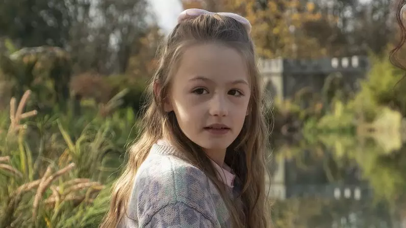 ‘Haunting Of Bly Manor’ Fans Realise 'Creepy' Girl Is Actually Voice of Peppa Pig