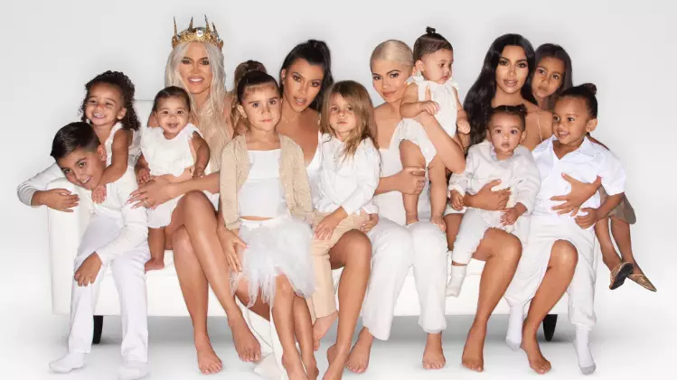 Everyone's Pointing Out 'Photoshop Fails' On The Kardashians' Christmas Card