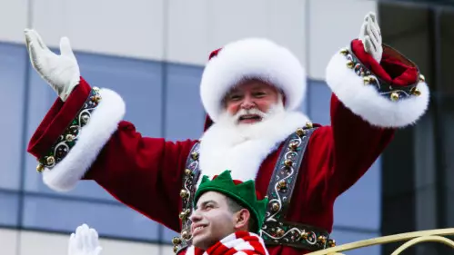 Substitute Teacher Tells Six-Year-Old Pupils That Santa Claus Isn't Real